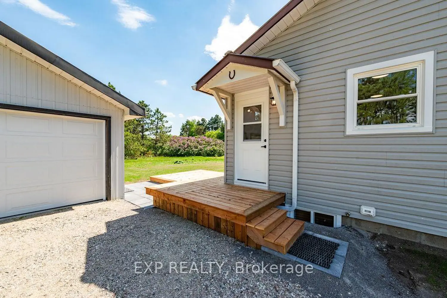 1482 Gillan Road
