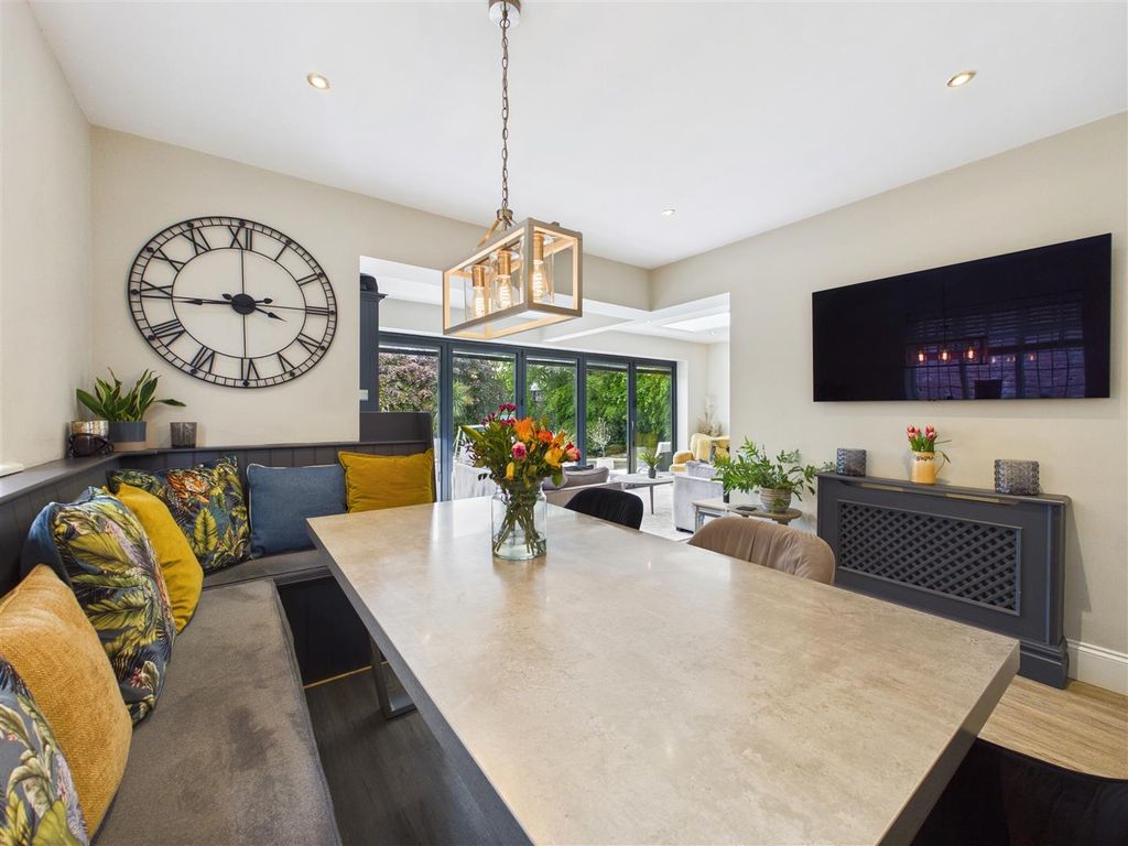 Additional image 5 of 5 bed property for saleNetherways, Park Avenue, Dronfield S18