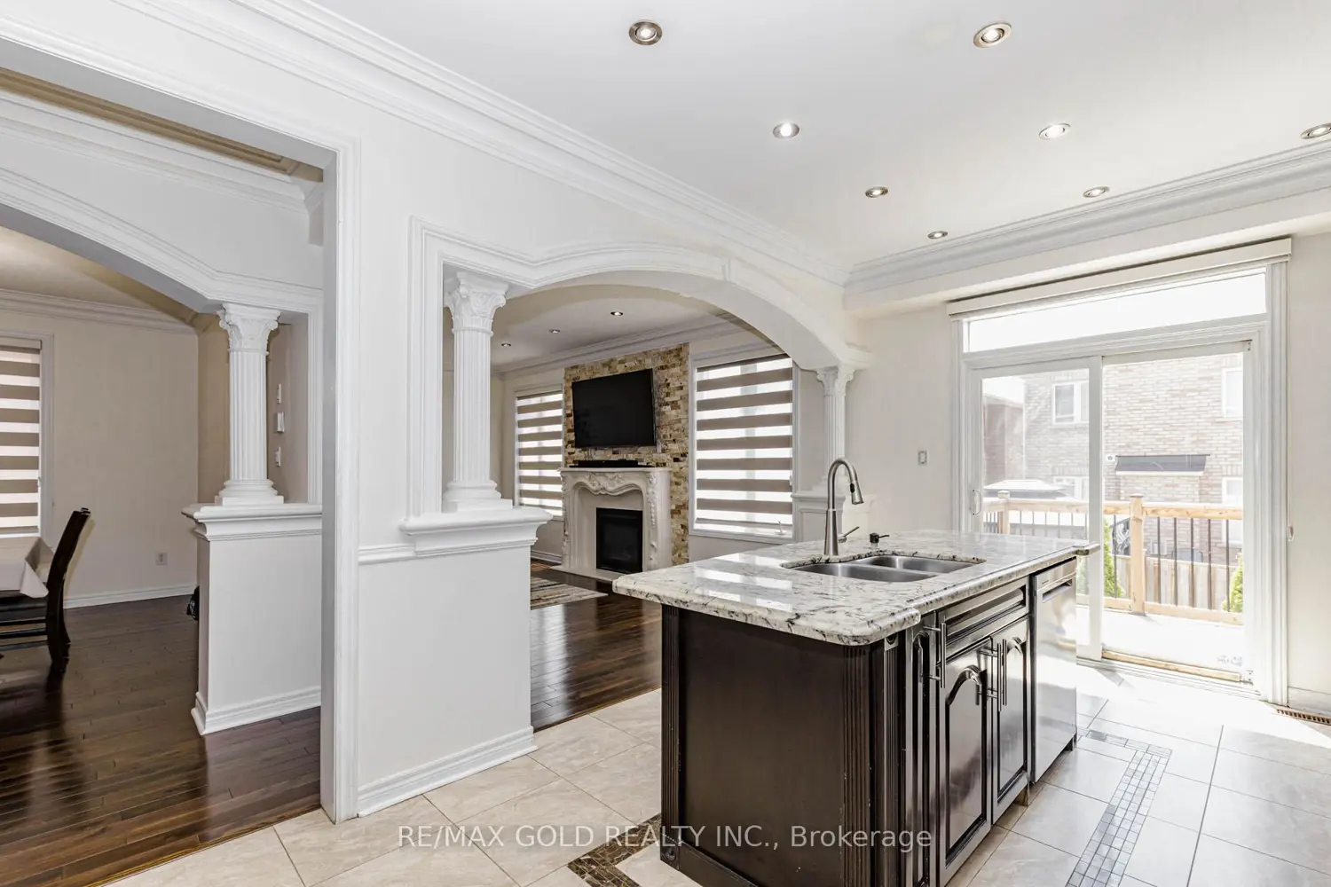 Additional image 8 of 548 Fernforest Drive