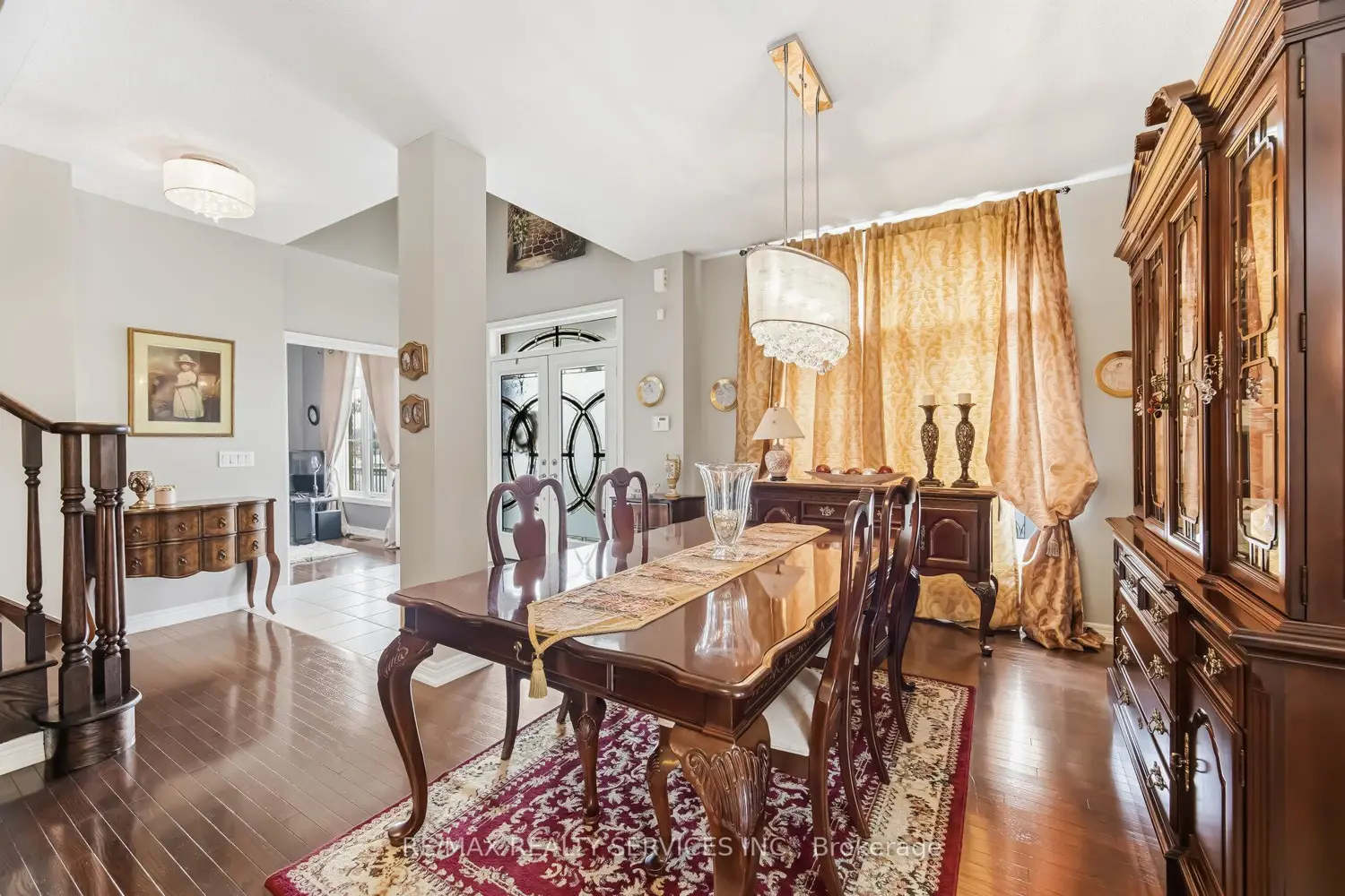 93 Learmont Avenue photo 5