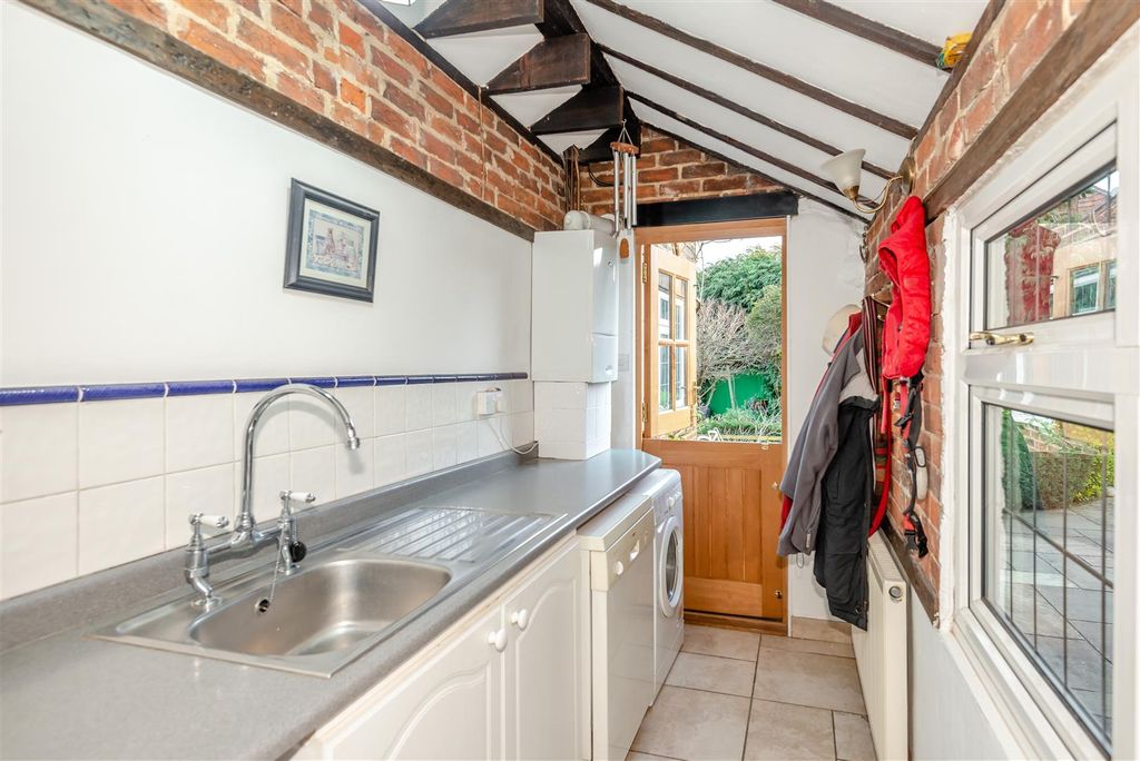 Additional image 15 of 4 bed detached house for saleTite Hill, Egham, Surrey TW20