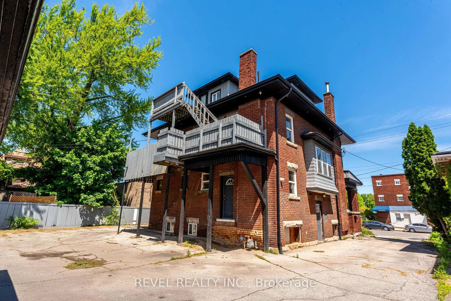 Additional image 16 of 822 Main Street