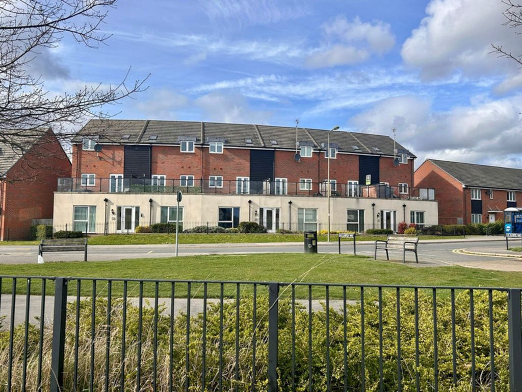2 bed maisonette for saleElm Park, Didcot OX11