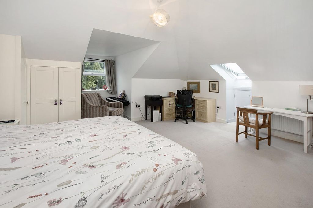 Additional image 11 of 3 bed flat for saleEast Cliff Road, Dawlish EX7