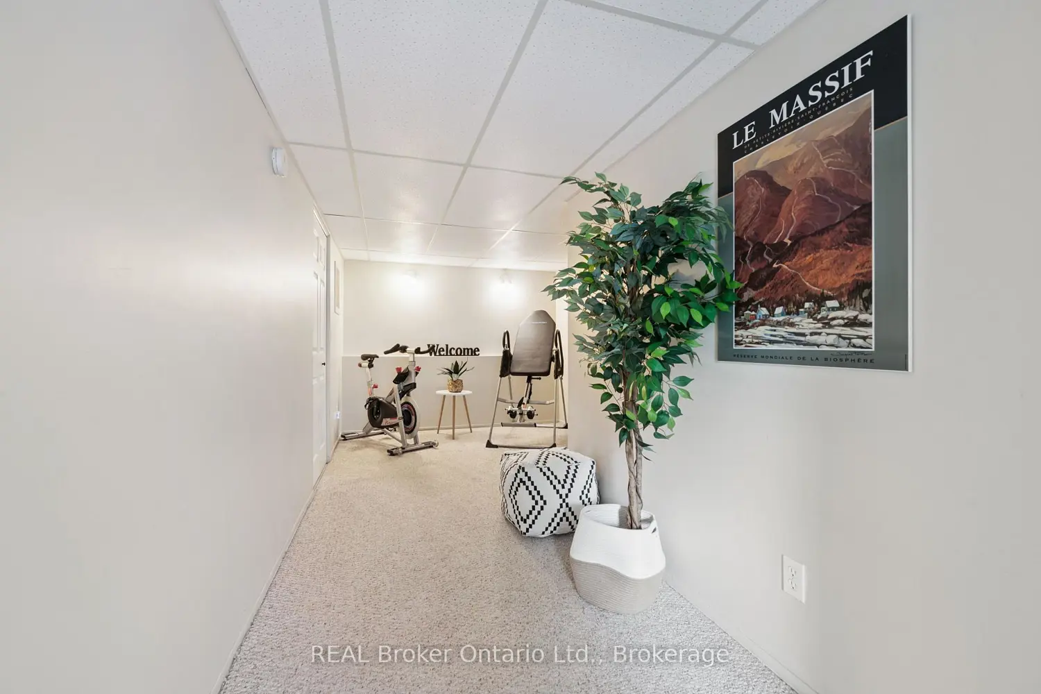 Additional image 13 of 255 Camelot Court 2