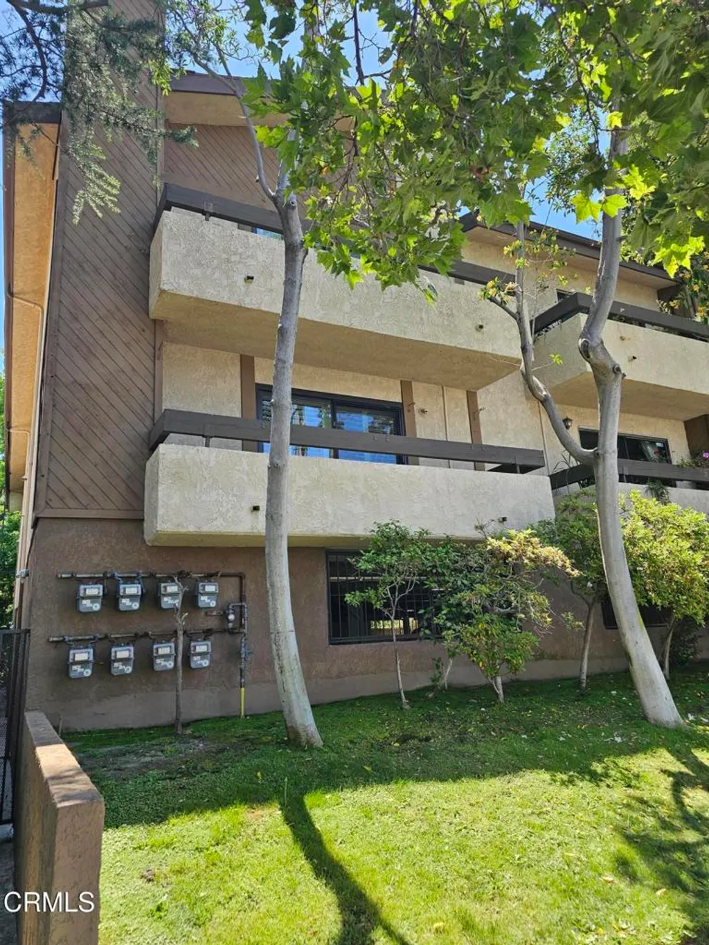 12330 Magnolia Boulevard Unit 106, Valley Village, CA 91607 photo 3