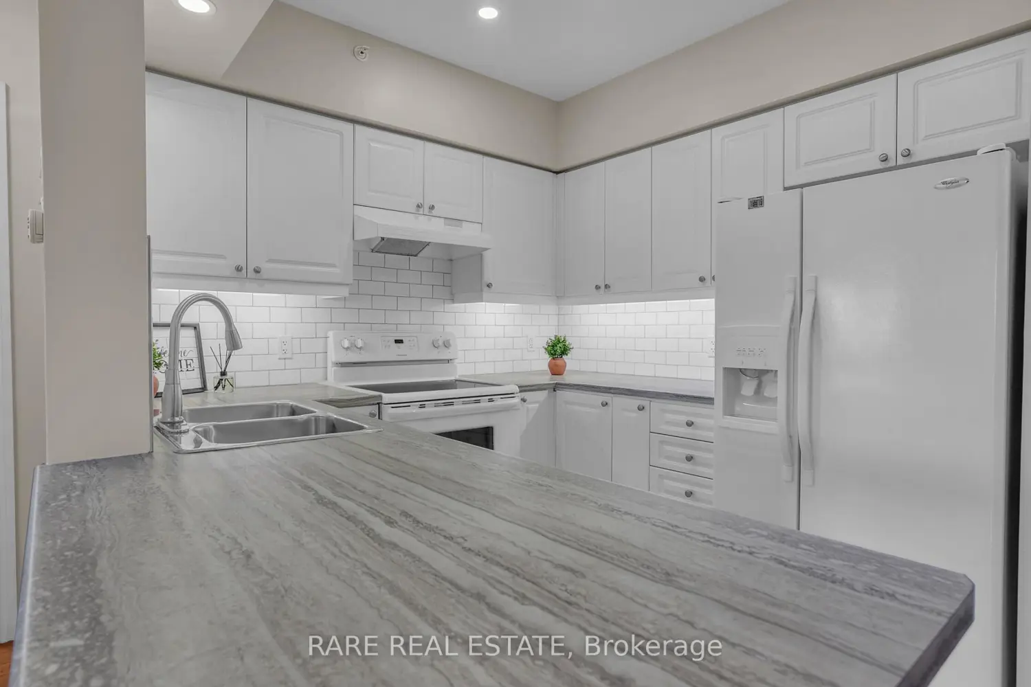 Additional image 13 of 41 Ferndale Drive 309