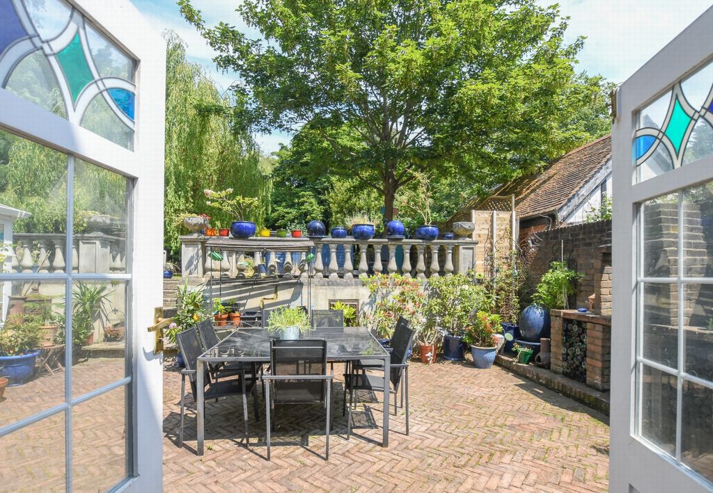 Additional image 15 of 6 bed detached house for saleSalisbury Road, Dover CT16