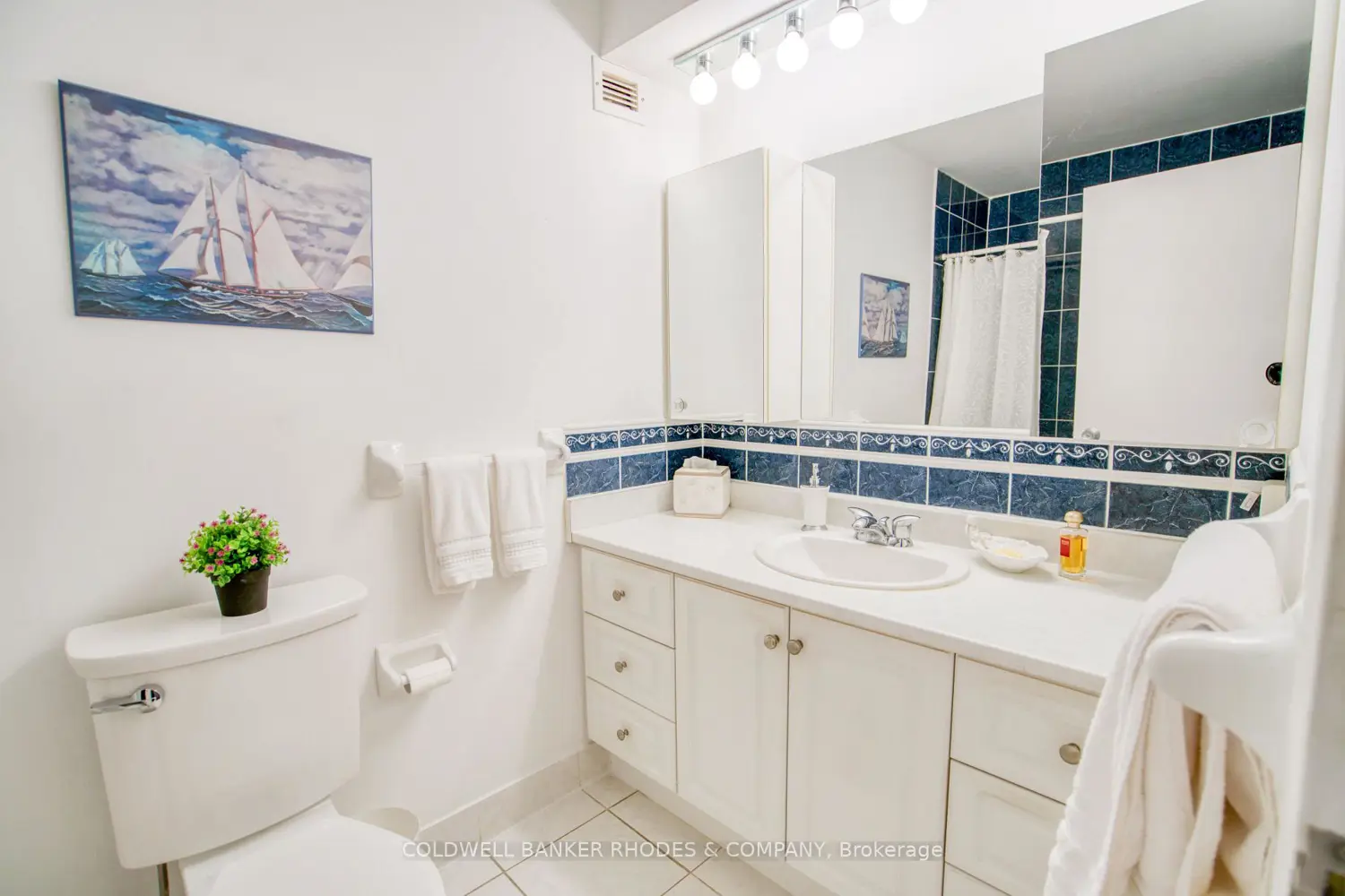 Additional image 14 of 2951 Riverside Drive 303