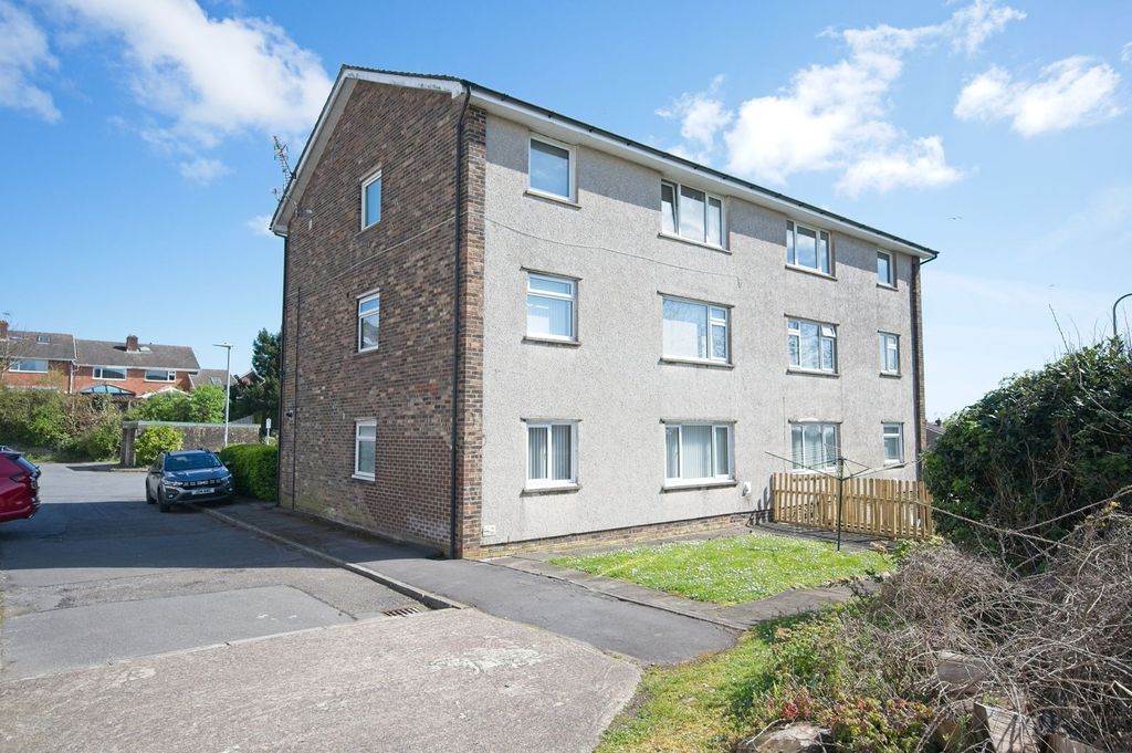 Additional image 12 of 2 bed flat for salePenlan Rise, Llandough, Penarth CF64