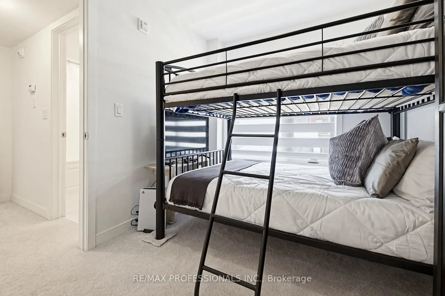 Additional image 17 of 3415 Ridgeway Drive 15