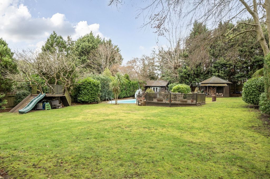 Additional image 2 of 4 bed detached house for saleThe Green, Epsom KT17