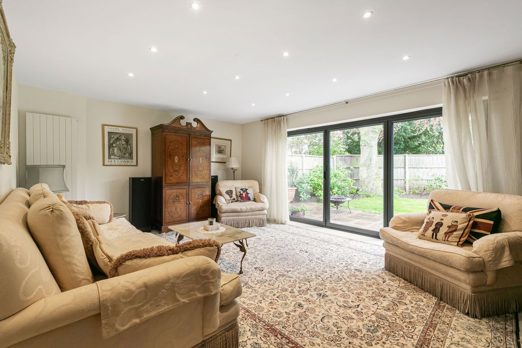 Additional image 4 of 5 bed detached house for saleAnners Close, Egham, Surrey TW20