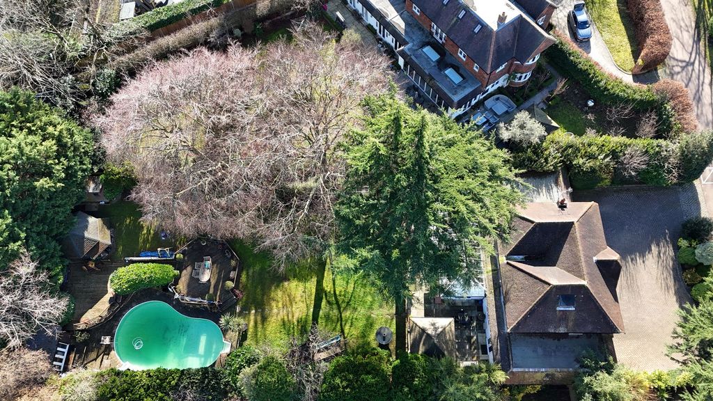 Additional image 26 of 4 bed detached house for saleThe Green, Epsom KT17