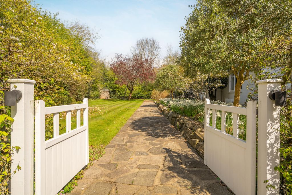 Additional image 22 of 5 bed detached house for saleCoopers Hill Lane, Englefield Green, Egham, Surrey TW20