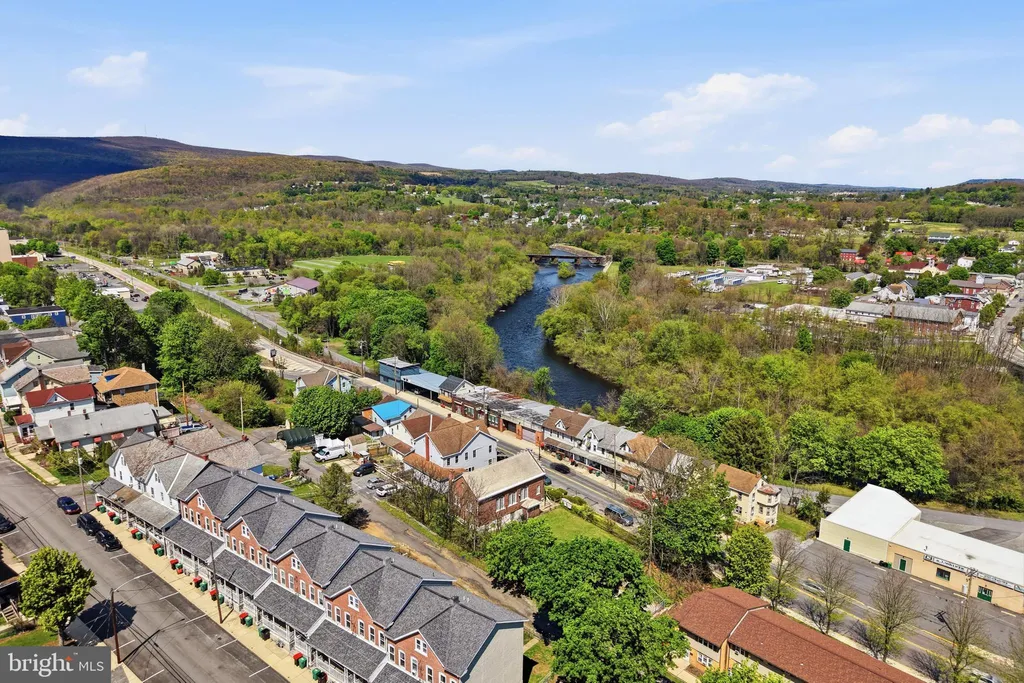 Additional image 16 of 194 Bankway Street, Lehighton, PA 18235