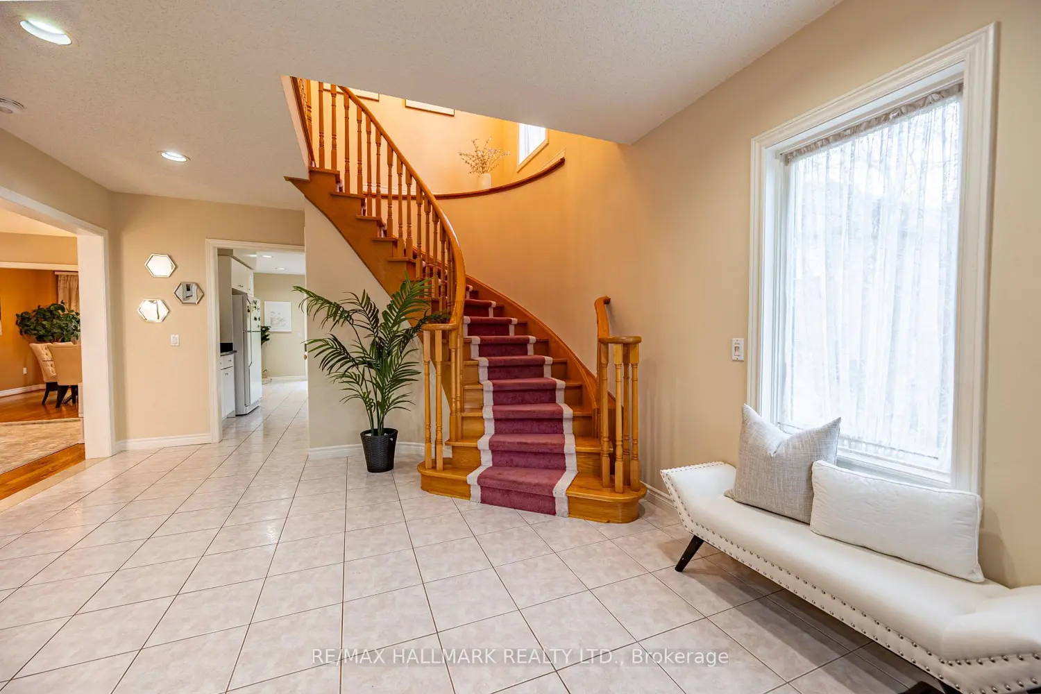 Additional image 3 of 93 Tillie Square