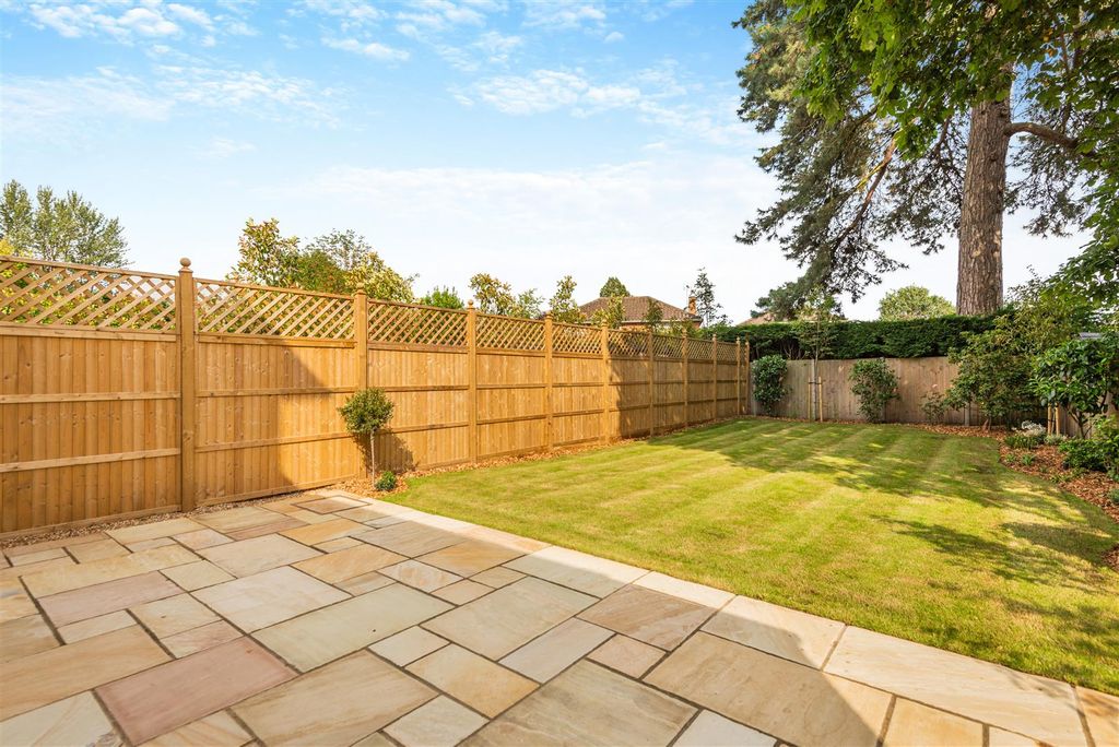 Additional image 29 of 4 bed property for saleNorthcroft Road, Englefield Green, Egham TW20
