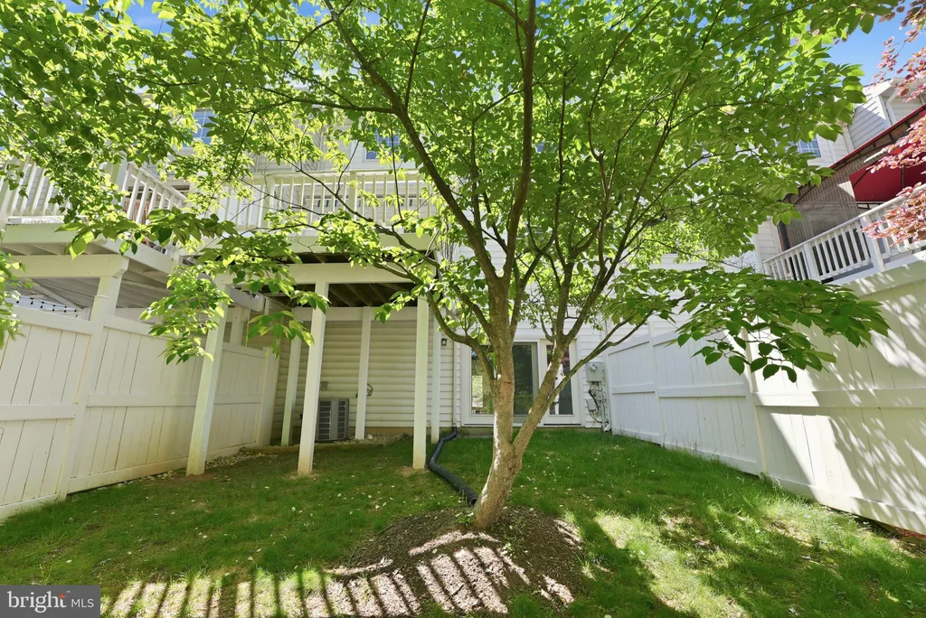 2709 Baronhurst Drive, Vienna, VA 22181