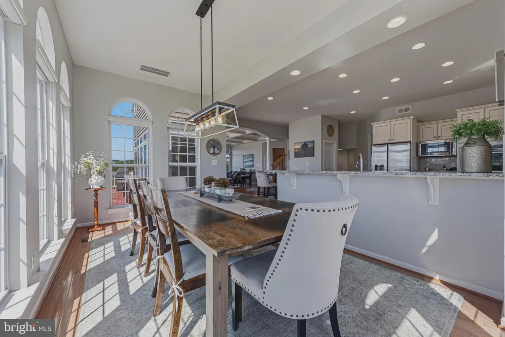 Additional image 16 of 42761 Prairie Merlin Court, Leesburg, VA 20176