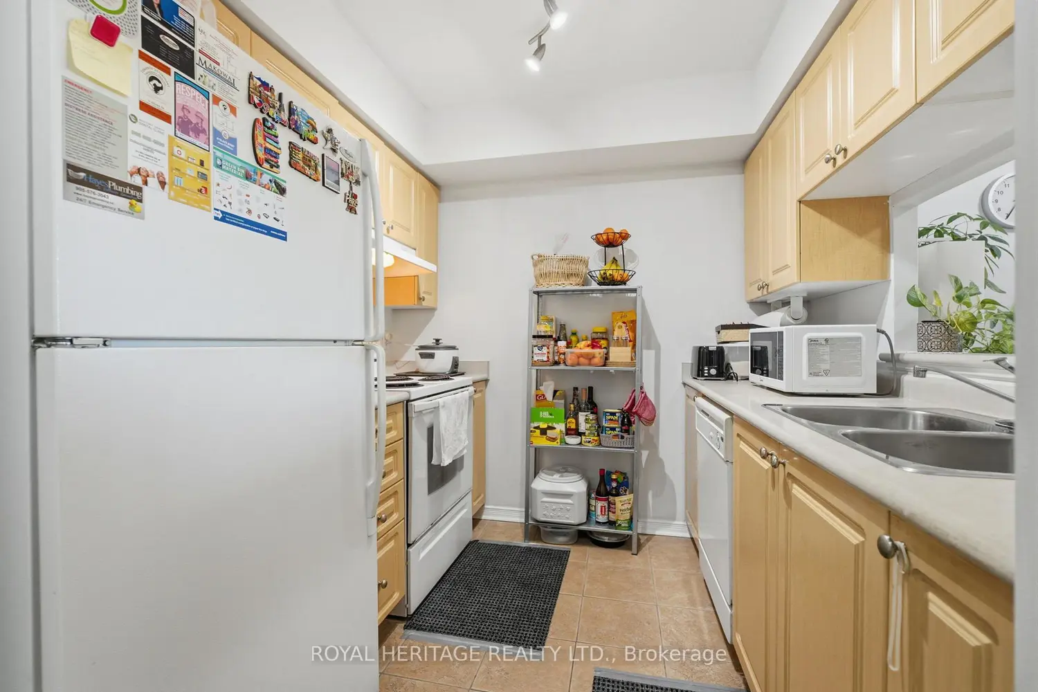 Additional image 3 of 1200 The Esplanade 501