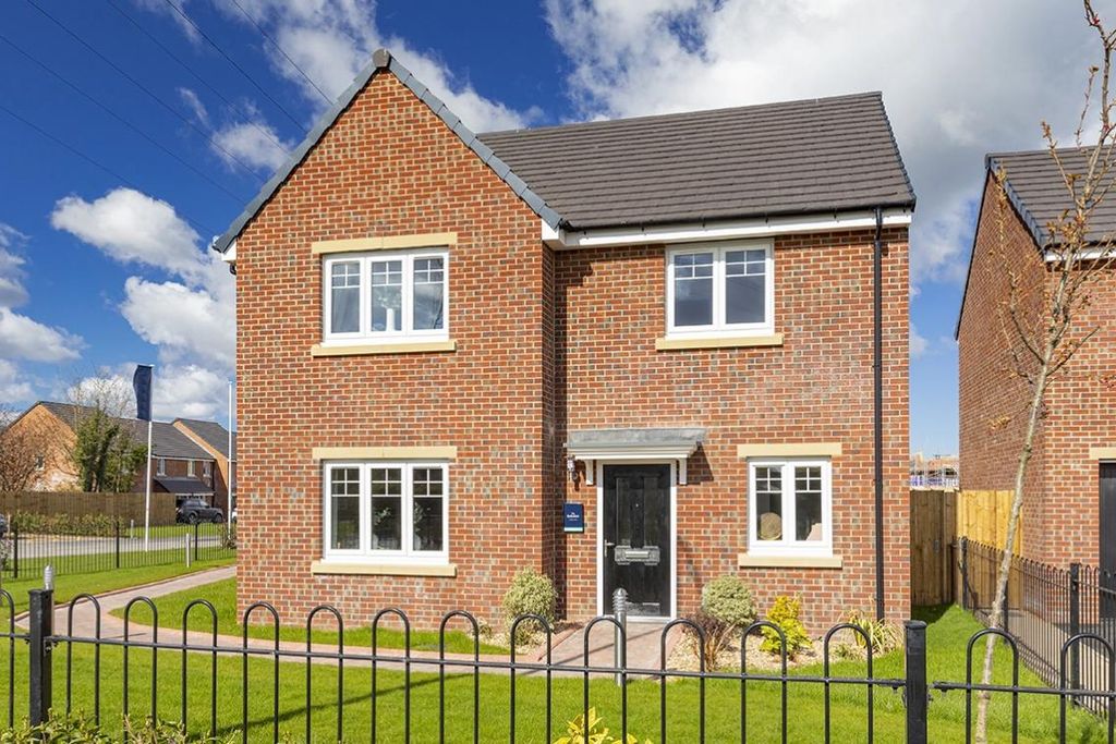 4 bed detached house for sale"The Selsdon" at Pole Lane, Darwen BB3