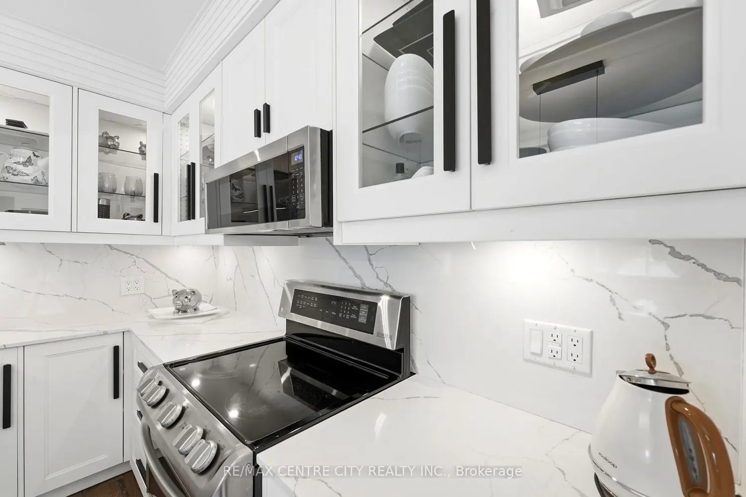 25 Paulson Court photo 2