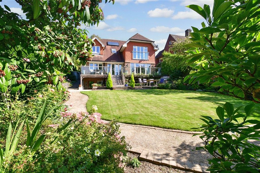 4 bed detached house for saleWest Lane, East Grinstead, West Sussex RH19