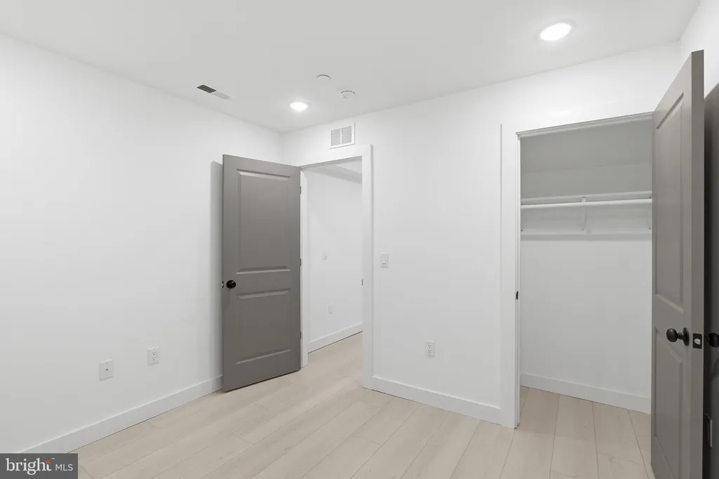 Additional image 10 of 1023 W Orleans Street, Philadelphia, PA 19133