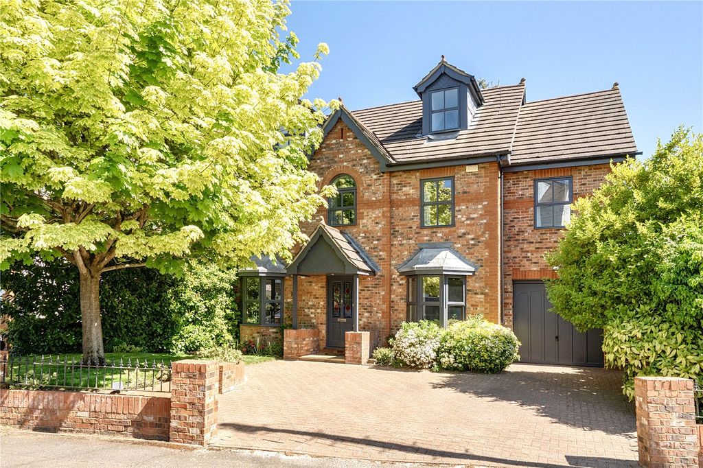 5 bed detached house for saleMatham Road, East Molesey KT8