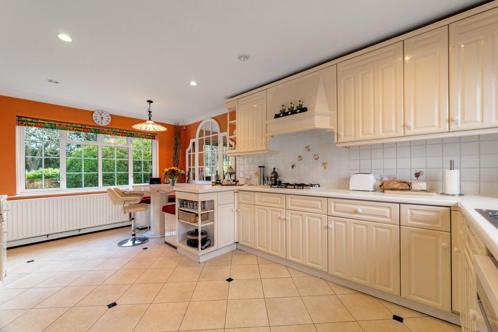 Additional image 6 of 5 bed detached house for saleBakeham Lane Englefield Green Egham, Surrey TW20