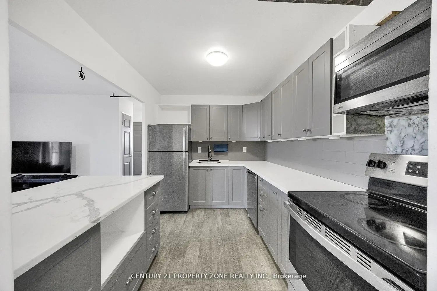 Additional image 6 of 583 Mornington Avenue 610