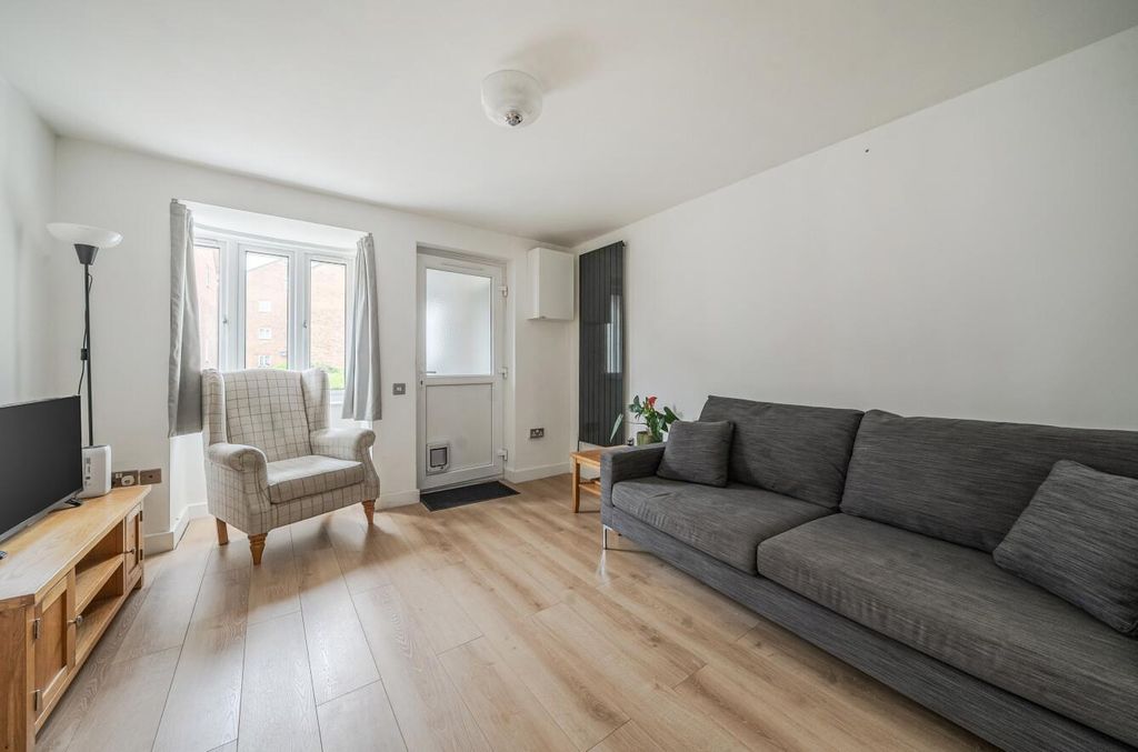 Additional image 12 of 1 bed property for saleStratford Place, Eastleigh SO50