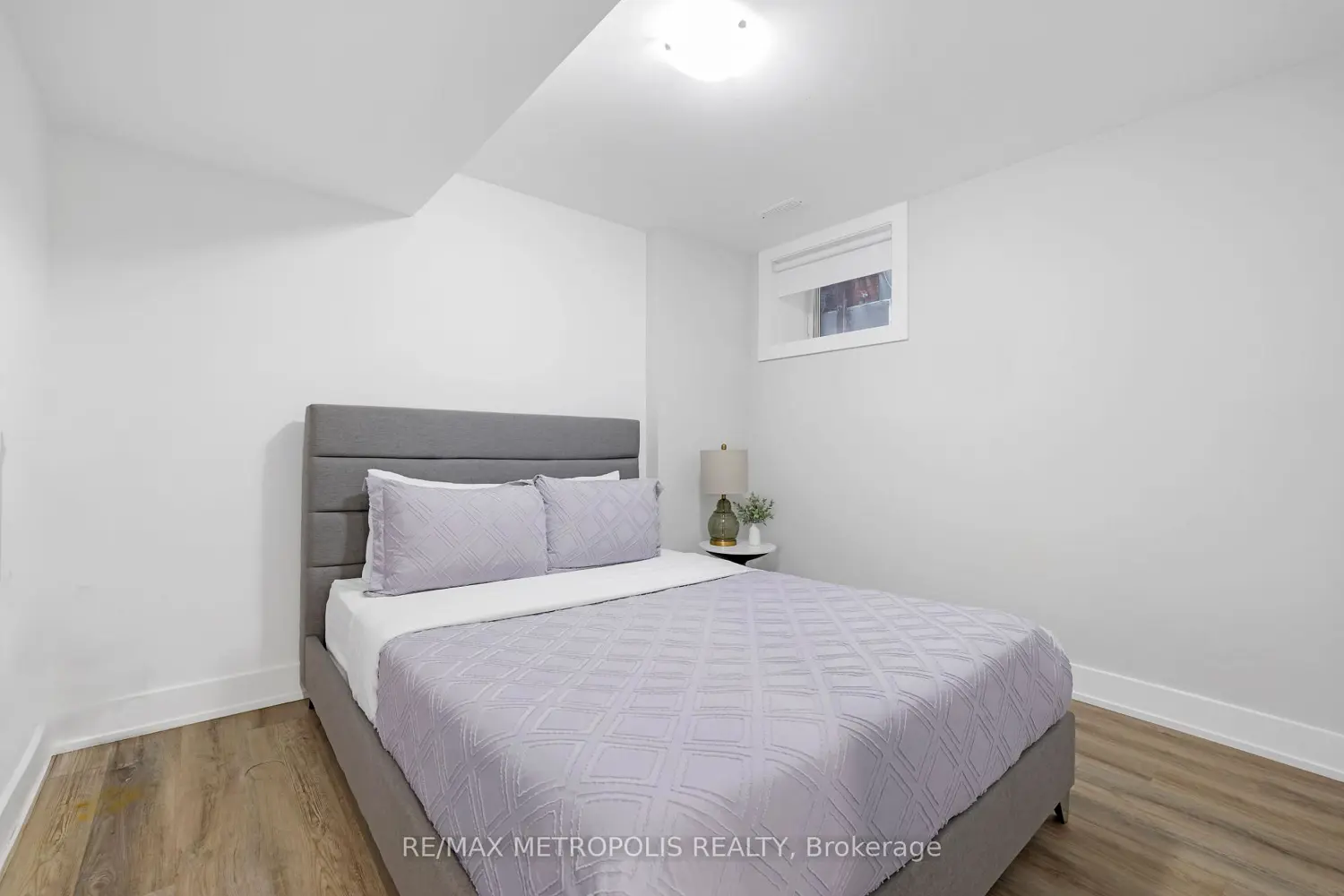 Additional image 10 of 449 Lansdowne Avenue
