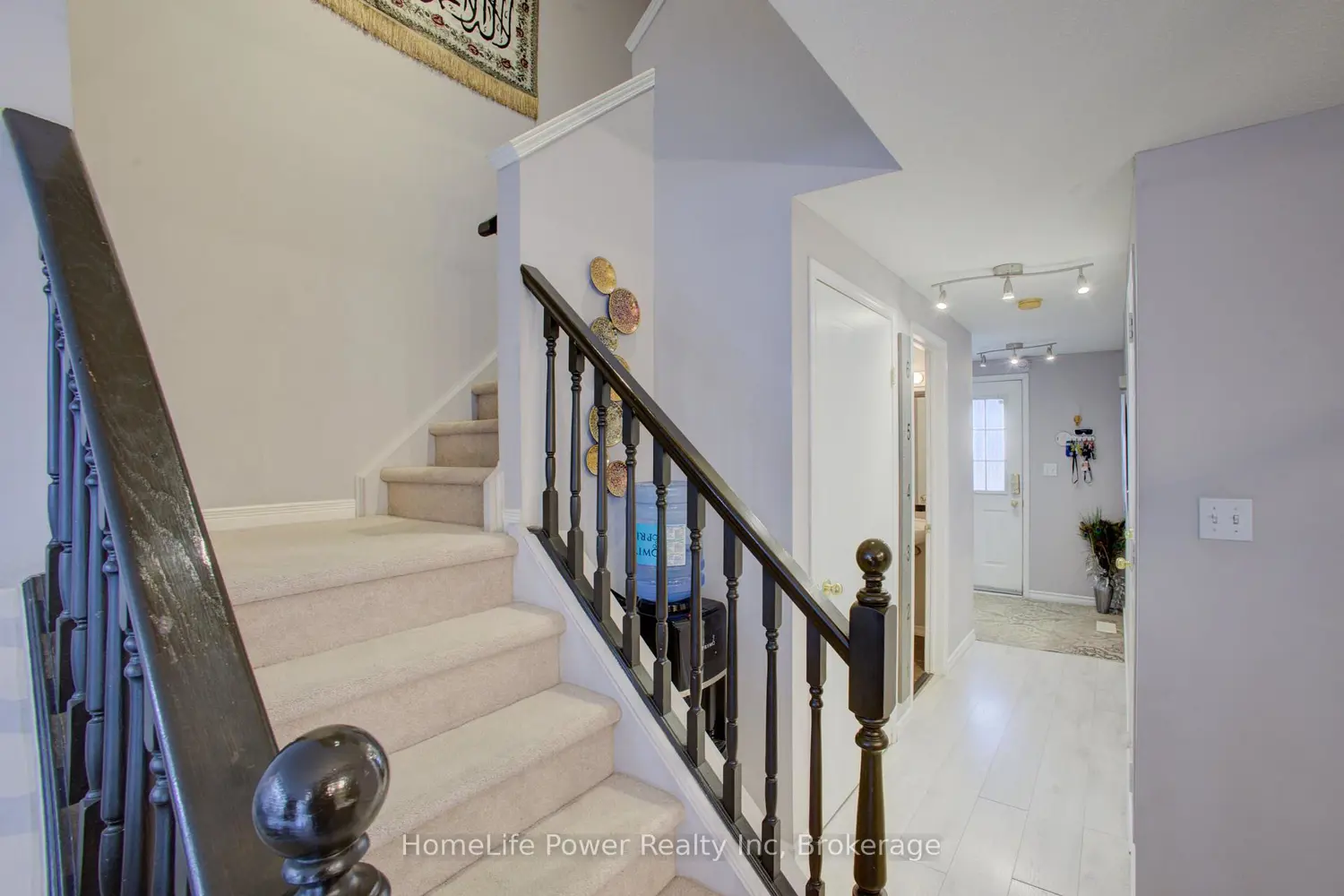 53 Prosperity Drive photo 4