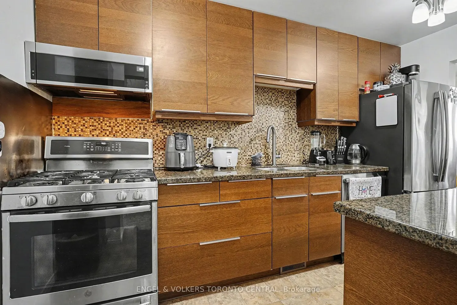Additional image 8 of 6779 Glen Erin Drive 19
