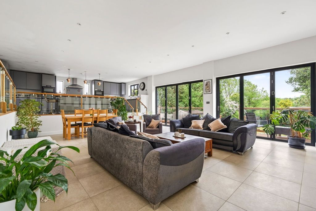 Additional image 2 of 6 bed detached house for saleWalkfield Drive, Epsom KT18