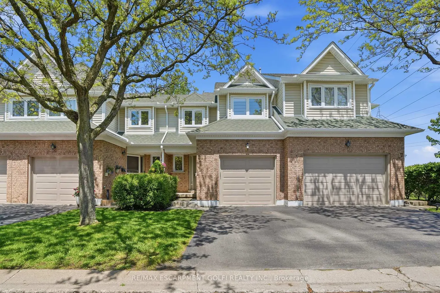 2215 Cleaver Avenue 16 photo 2