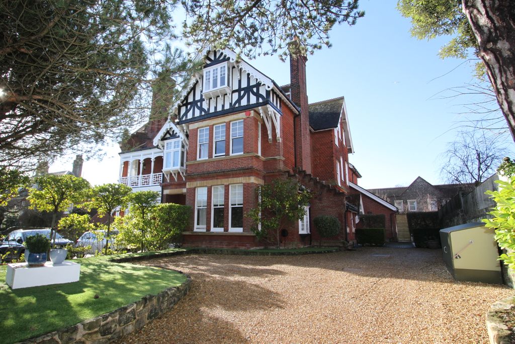 5 bed semi-detached house for saleGaudick Road, Eastbourne BN20