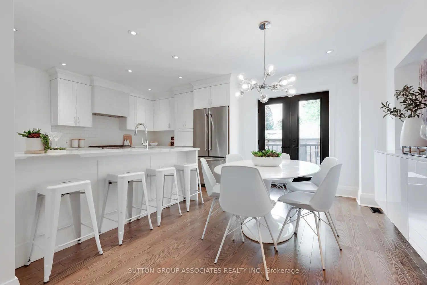 Additional image 7 of 8 Dundurn Crescent