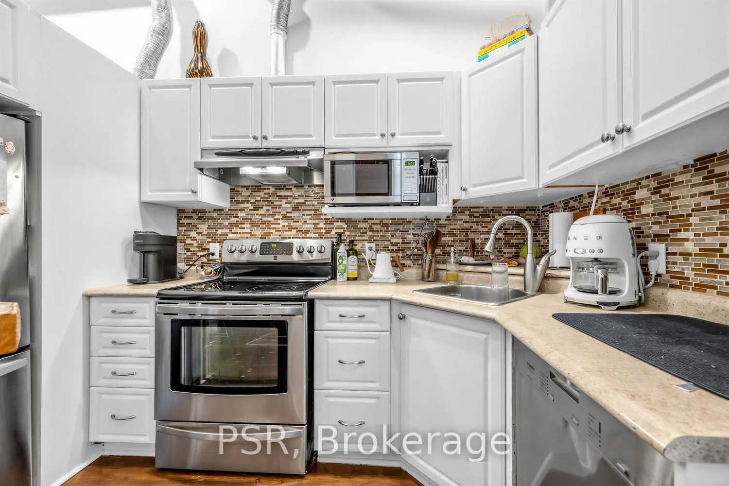 Additional image 7 of 121 Prescott Avenue 4