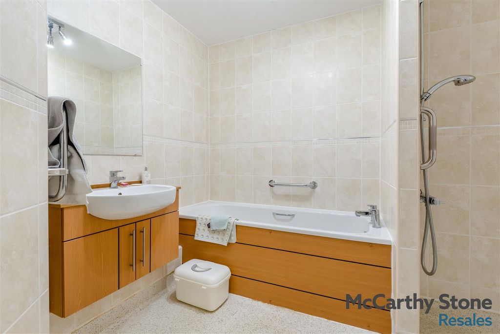Additional image 9 of 1 bed flat for saleHorton Mill Court, Hanbury Road, Droitwich WR9