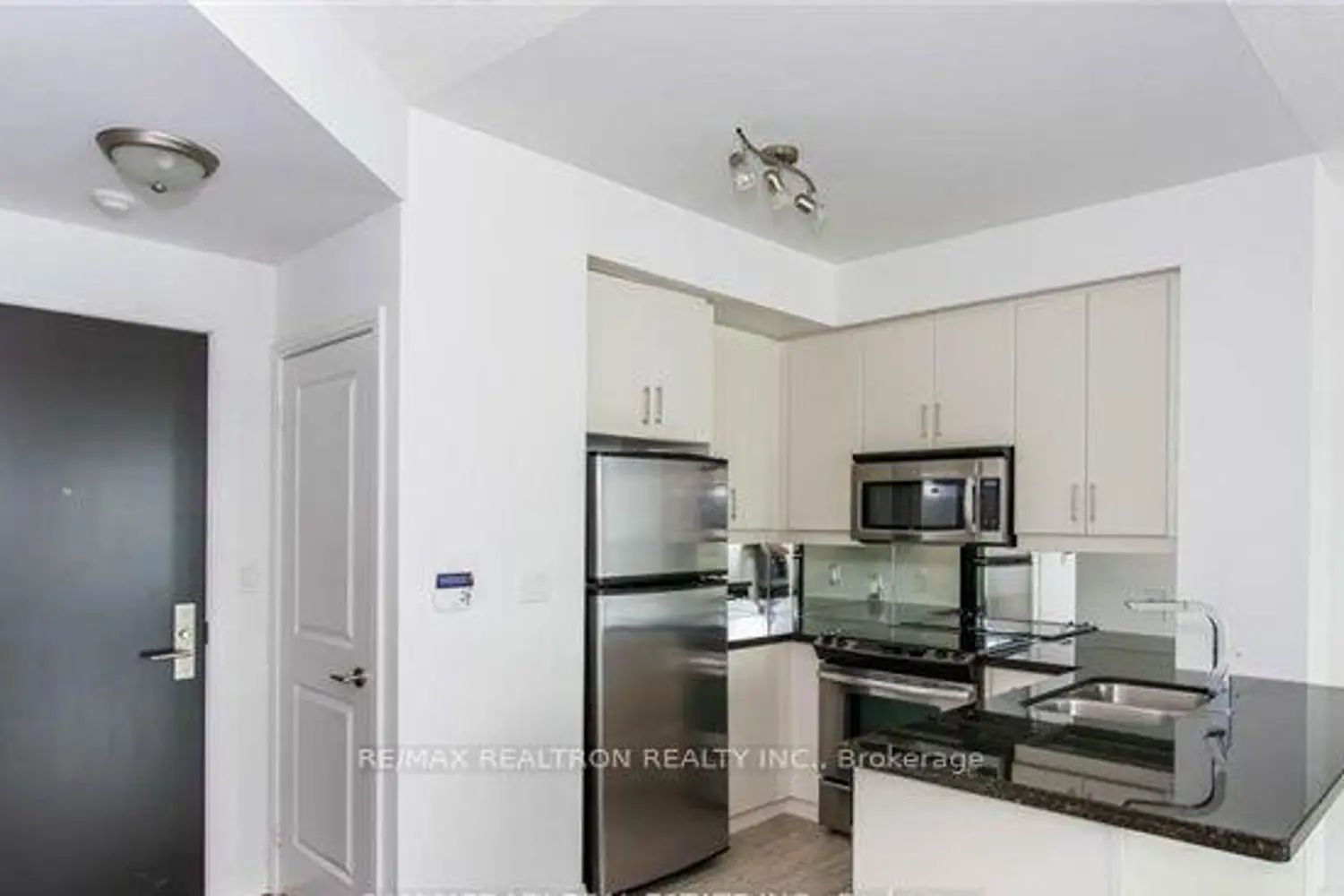 Additional image 9 of 60 Absolute Avenue 1502