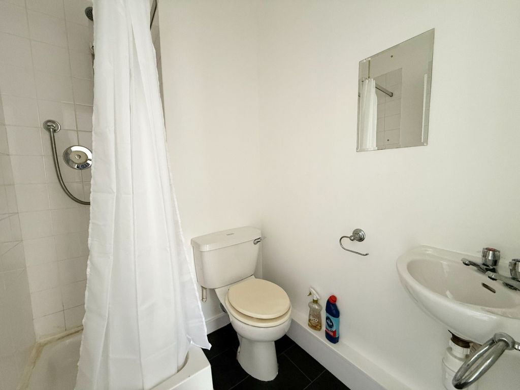 Additional image 9 of 1 bed flat for sale30 Wellington Street, Dunoon, Argyll And Bute PA23