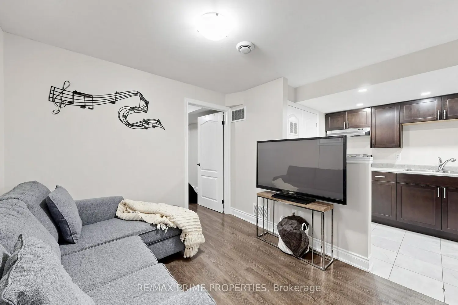 Additional image 14 of 68 Harbourtown Crescent