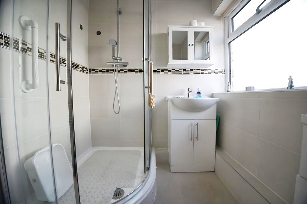 Additional image 9 of 2 bed flat for salePenlan Rise, Llandough, Penarth CF64