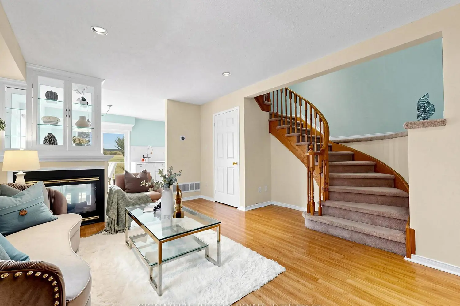 1816 Hobson Drive photo 4