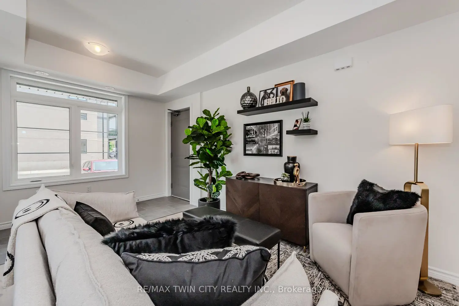 39 Lomond Lane photo 2