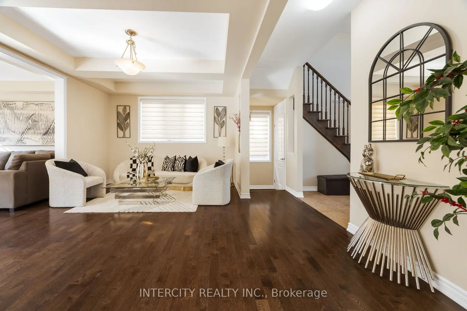 Additional image 3 of 19 Enford Crescent