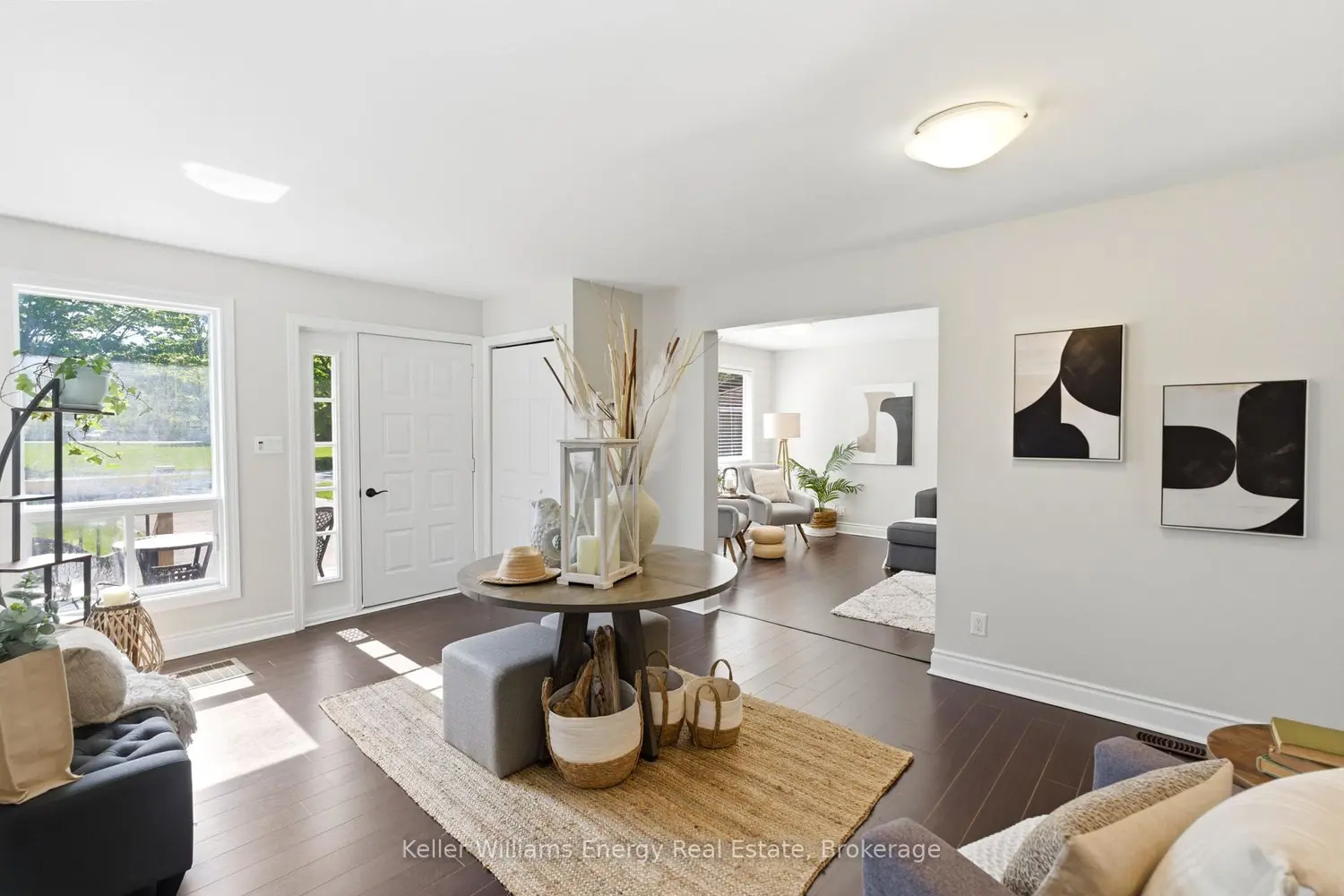 67 Edgewood Crescent photo 4